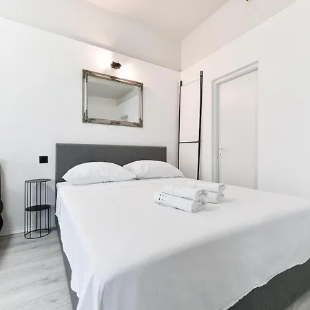 Apartment Lusy Lo Zadar Exterior foto